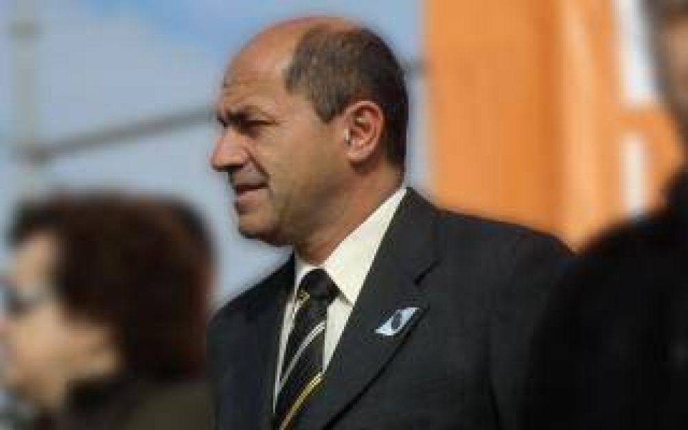 Ensenada: Internaron al Intendente Secco por un 