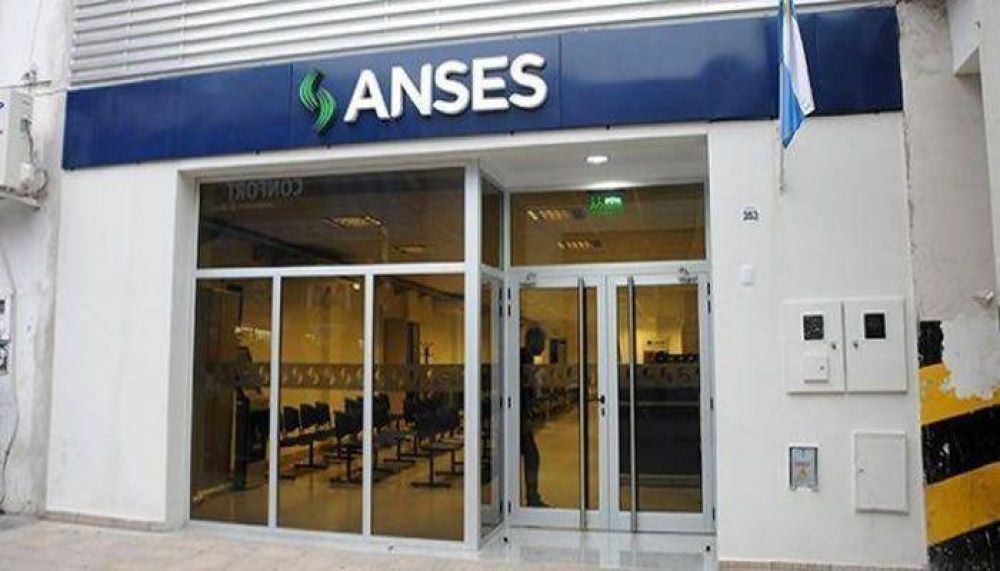 Alperovich inaugur� una nueva sede capitalina de ANSES