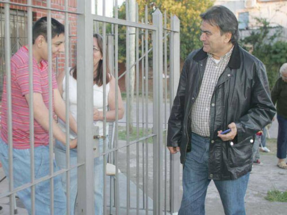 M�s asfaltos para Ezpeleta