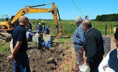Obras Sanitarias empalm� cuatro nuevos pozos al acueducto sur