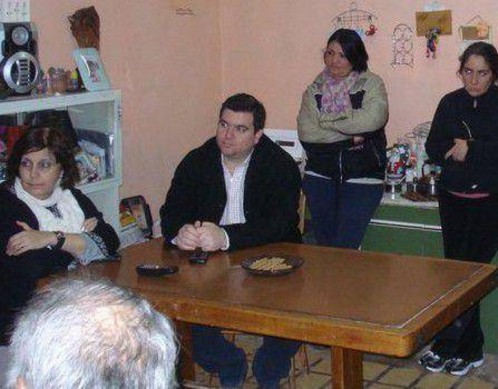 Tras la reuni�n con Bevilacqua, Villalba prometi� una gesti�n �con mayor cercan�a al vecino�