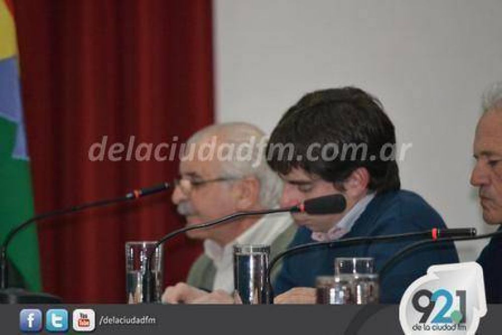 Esta ma�ana se re�nen los concejales con el Secretario de Obras P�blicas