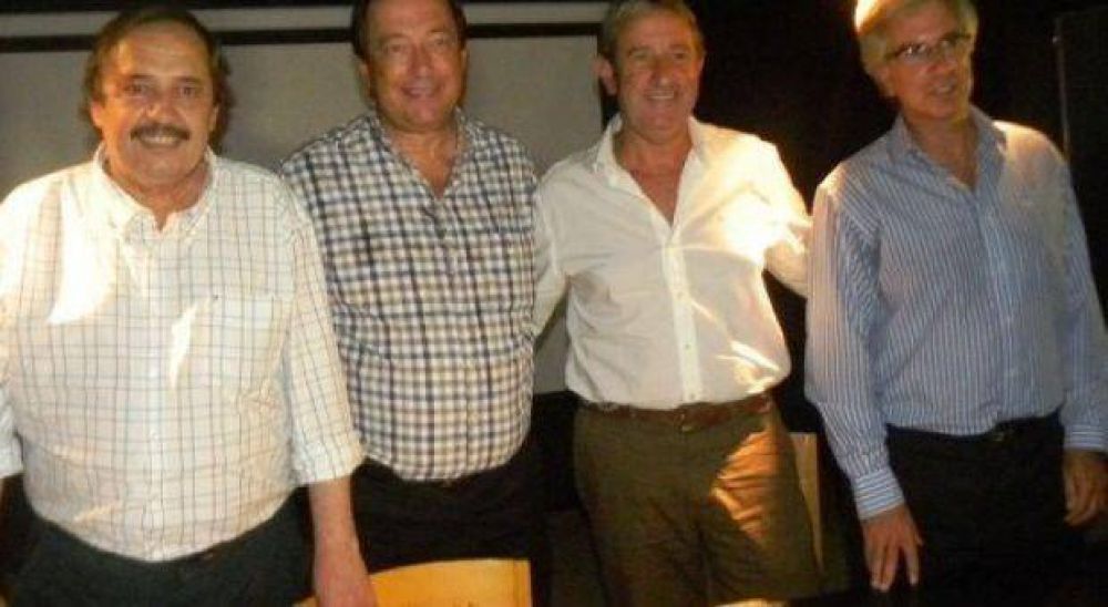 �La que decide es la Convenci�n no el presidente del partido�, se plant� Armend�riz frente a Sanz