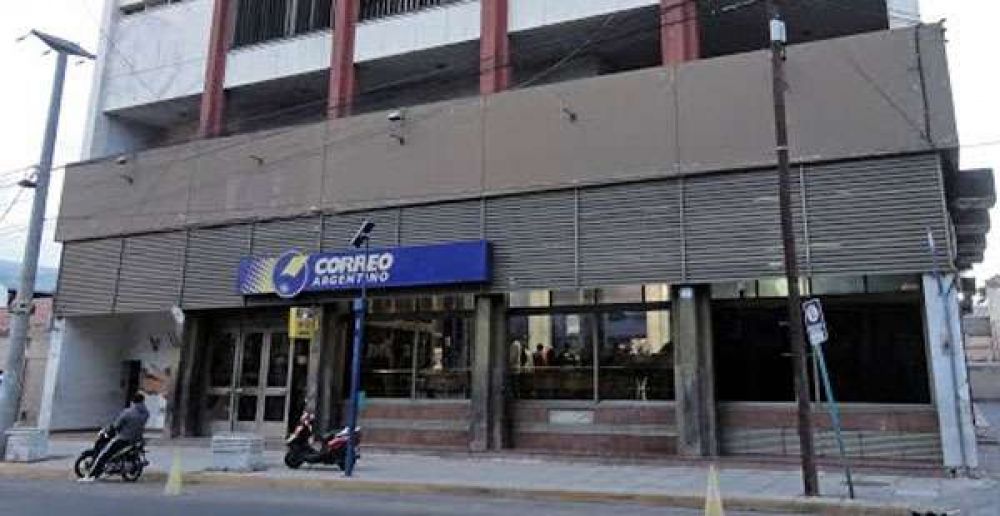 Trabajadores del Correo contin�an con horarios de atenci�n reducidos por la tarde