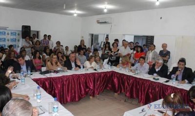 Instalaci�n de sem�foros, eje del debate en el San Ignacio