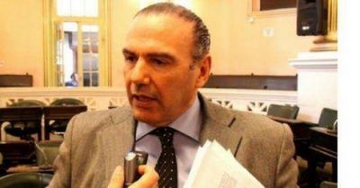 Noel Breard: 