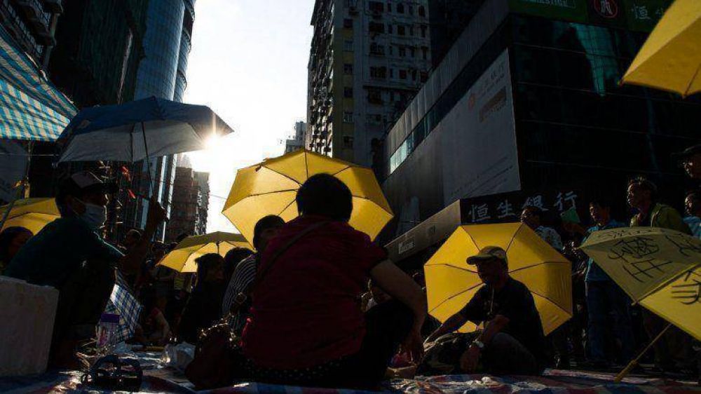 Manifestantes de Hong Kong ir�n a Pek�n para reclamar elecciones