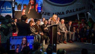 Naci�n anunci� m�s inversi�n y obras para Santa Cruz y su capital 