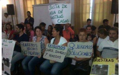 Fuerte reclamo vecinal en el Concejo Deliberante por las inundaciones