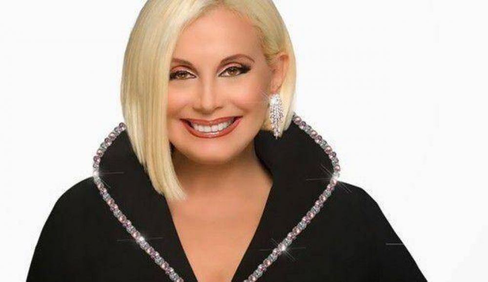 Carmen Barbieri con su unipersonal en el Teatro Municipal