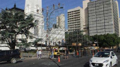 La Ciudad ya se prepara para una marat�n de festejos por el 19   