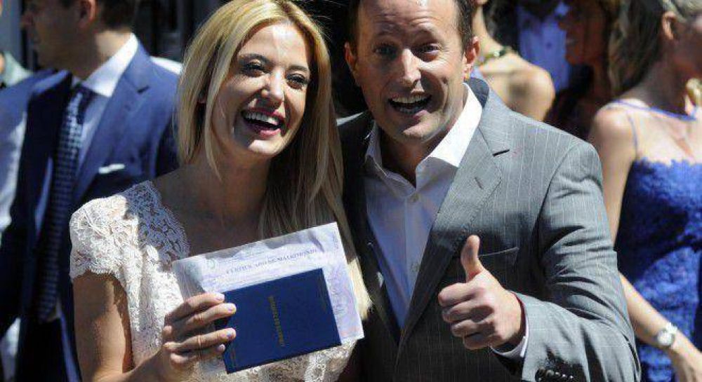 Encuesta: el impacto pol�tico del casamiento de Insaurralde y Cirio