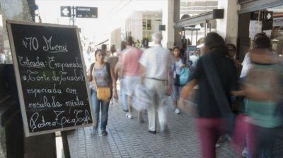 Restaurantes salte�os se las ingenian para atraer clientes