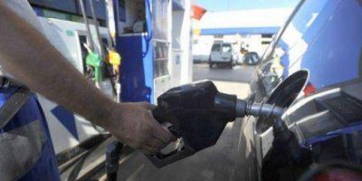 De la Sota lanza fuerte suba en la Tasa Vial: premium, $ 0,90 por litro