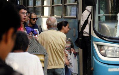 Para los empresarios, el boleto deber�a superar los 7 pesos