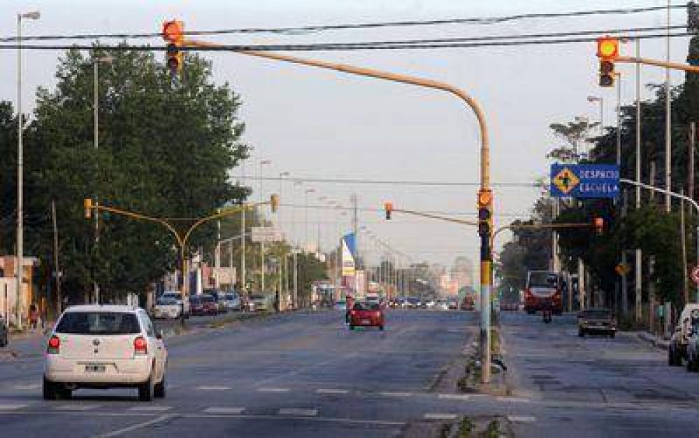 Preocupa la velocidad de los autos en las avenidas de acceso a la ciudad