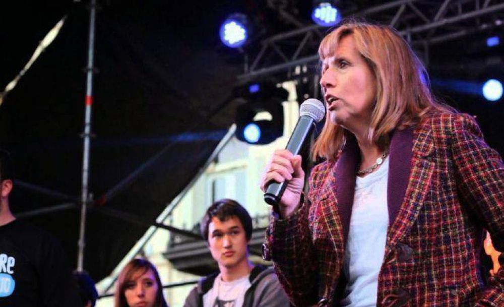 �Las calles libres de genocidas tambi�n son calidad educativa�