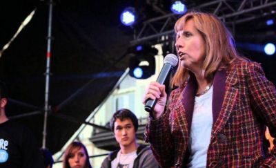 �Las calles libres de genocidas tambi�n son calidad educativa�