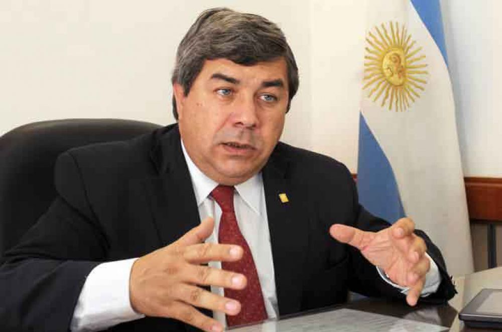 Fern�ndez considera inviable una alianza con Macri y pide la renuncia de Sanz