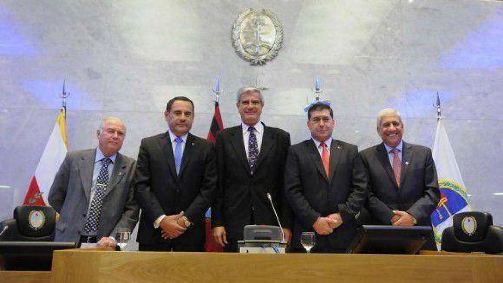 El Parlamento del NOA aprob� el acta de creaci�n del Mercado Com�n de la regi�n