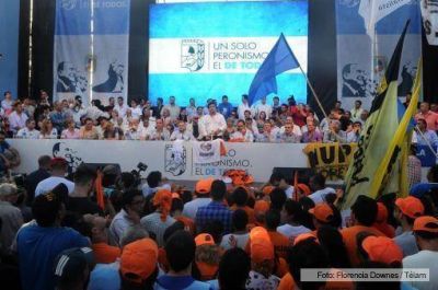 Scioli, Urribarri y Rossi homenajearon juntos a N�stor Kirchner