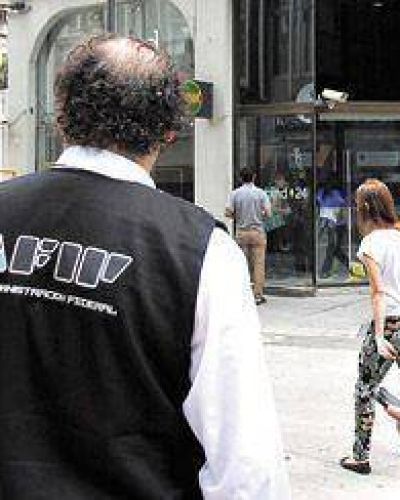 Cuevas y t�neles para la fuga
