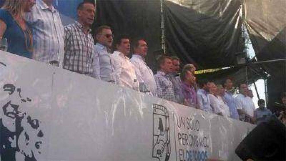 Castagneto destac� la unidad del peronismo en el acto del D�a de la Militancia