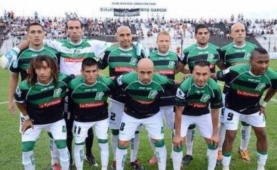 Jugadores de Textil Mandiy� denunciaron ataque por parte del Presidente y barras del club