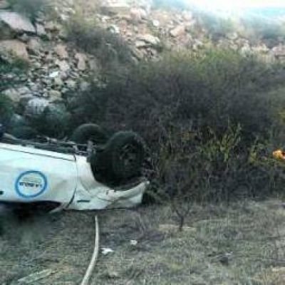 Dos muertos en un terrible vuelco en una camioneta oficial