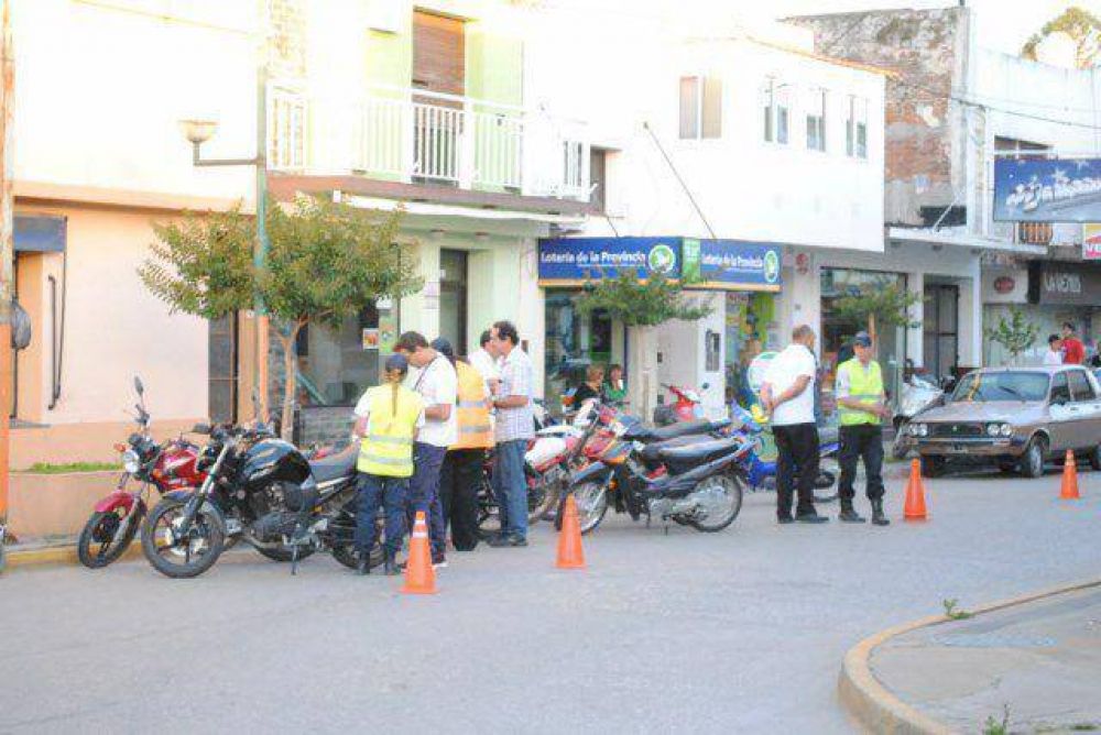 Control de tr�nsito, siete motos retenidas