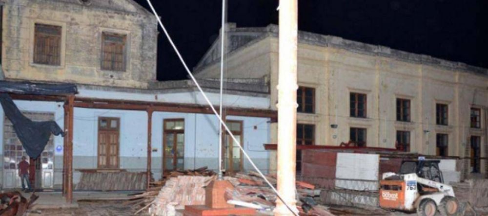 AVANZAN LAS REFACCIONES EN LA ESCUELA BELGRANO