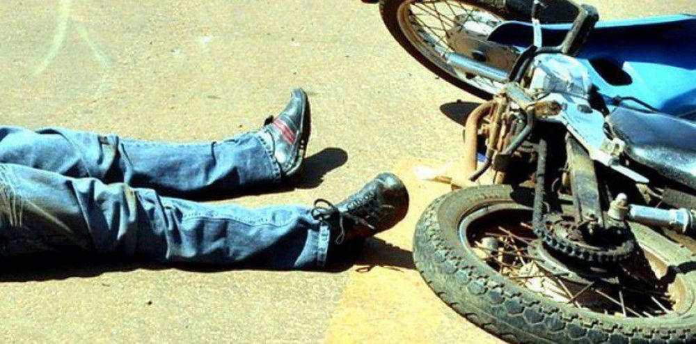 Joven pierde la vida luego de caer de su moto