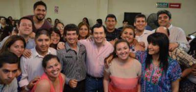 La Agrupaci�n Nueva Generaci�n brind� su apoyo al Frente C�vico por Santiago
