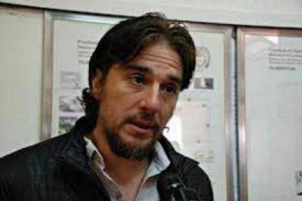 Adosac denuncia que hay aprobaci�n �serial� en los colegios