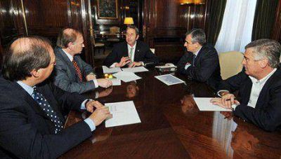 La UCR le cierra la puerta a un acuerdo nacional con Sergio Massa y Macri