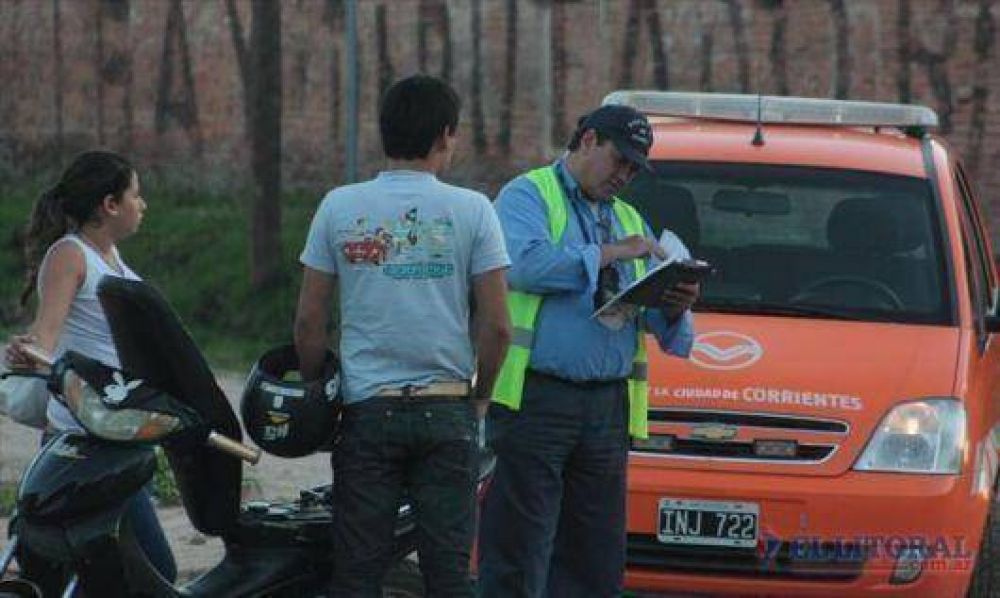 Nuevas agresiones a inspectores de transito en controles: cascotazos, mordidas y golpes