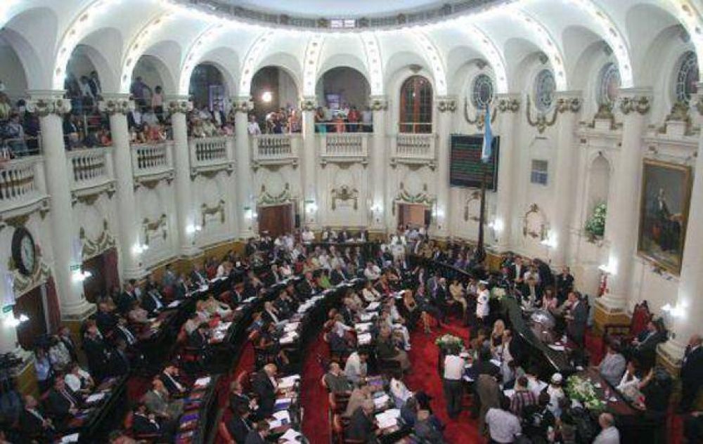 La oposici�n critic� las finanzas del gobierno de C�rdoba