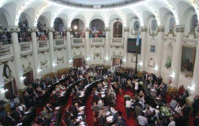 La oposici�n critic� las finanzas del gobierno de C�rdoba