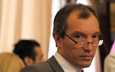 Alcolea present� un proyecto para regular el ingreso de asistentes al Concejo Deliberante
