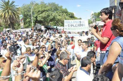 UPCP: Paro general por 72 horas a partir del mi�rcoles con movilizaci�n