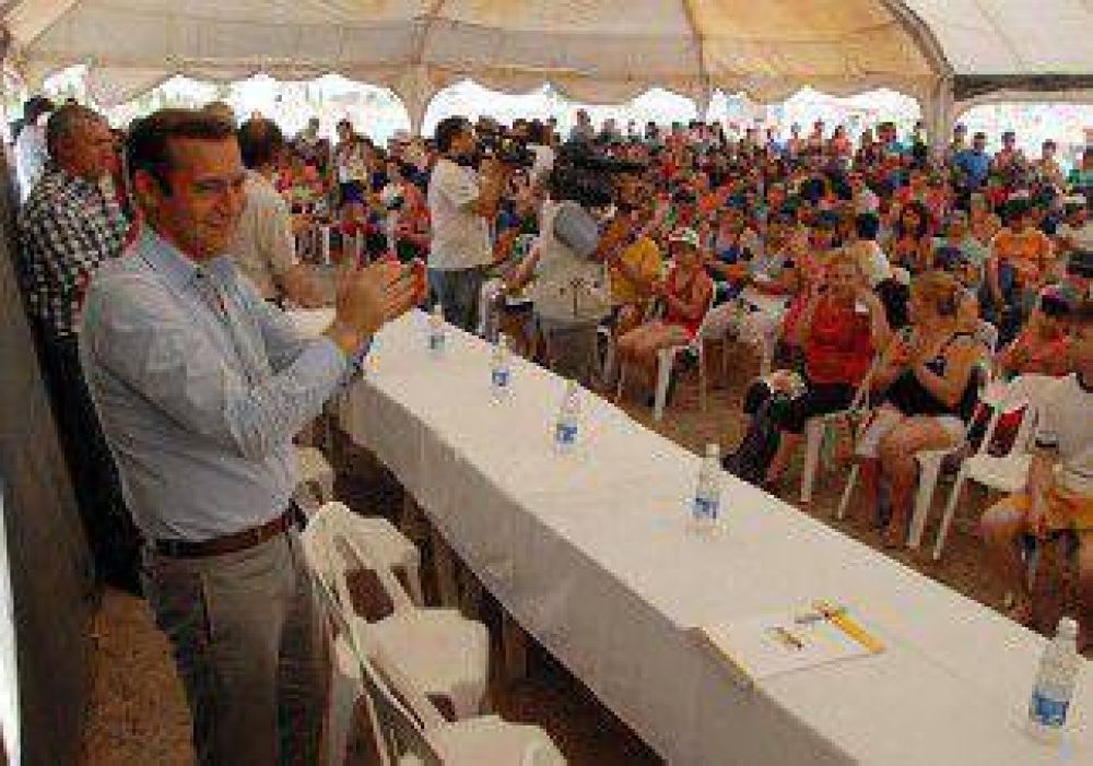 Guti�rrez: �No hay lugar para contestar agresiones� 