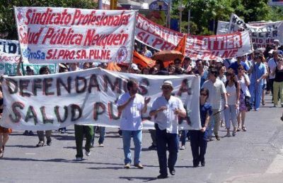 M�dicos paran por 72 horas