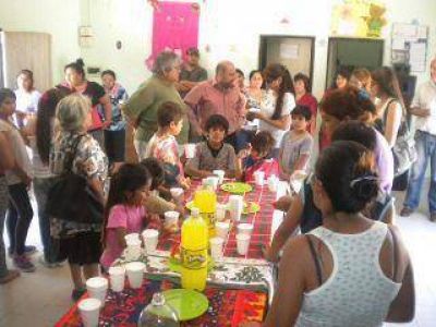 El intendente Mirolo visit� un centro de ayuda Alimentaria