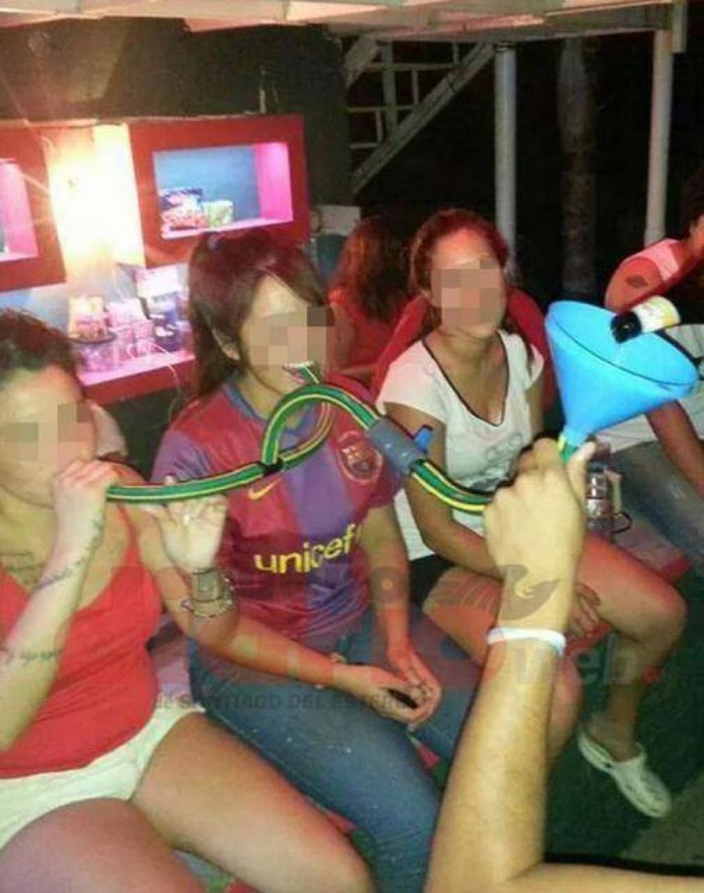 Denuncian �competencias� que organizan los boliches