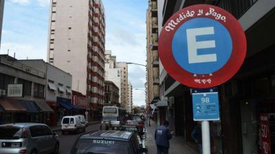 Due�os de los negocios del centro volvieron a reclamar cambios en el estacionamiento