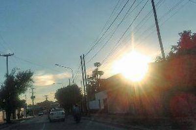 Santiago del Estero tuvo un amanecer extra�o con la presencia de 