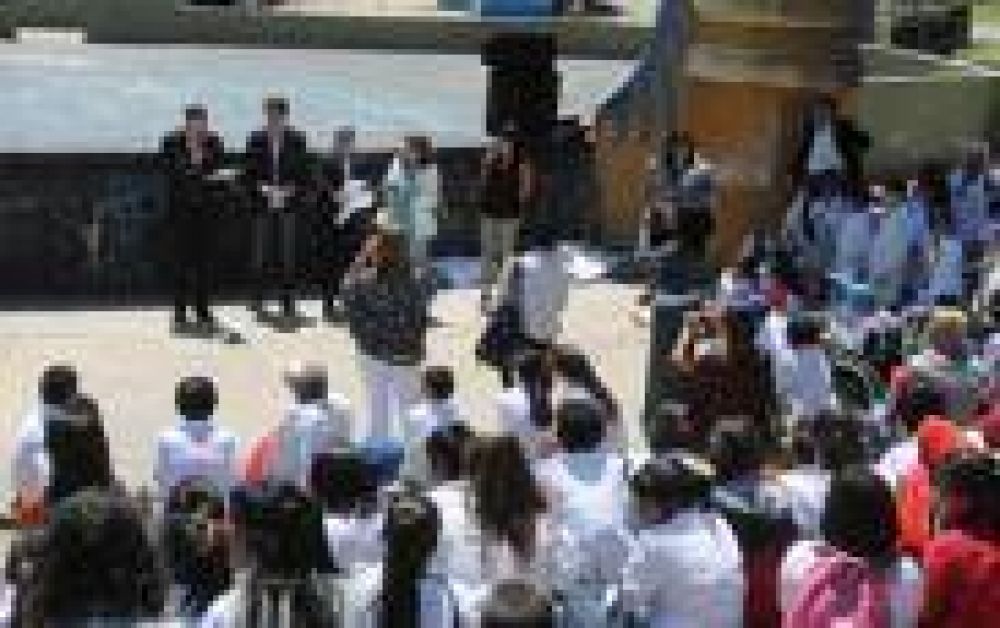La Plata: 800 alumnos presentaron proyectos sobre convivencia, pertenencia y protecci�n escolar