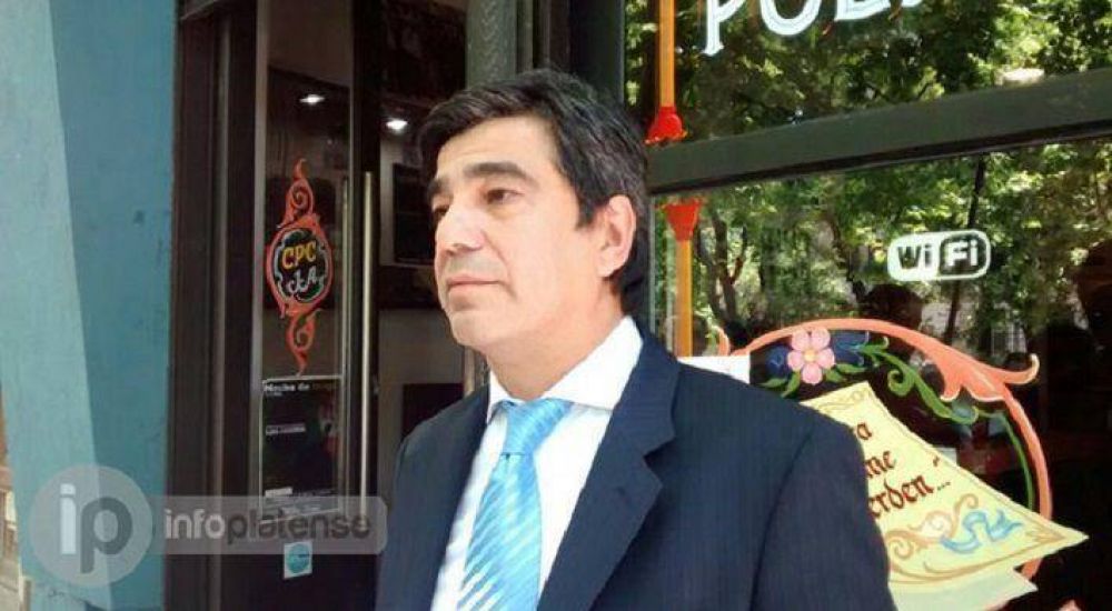 L�pez Muntaner se alej� de Bruera y Saintout: 