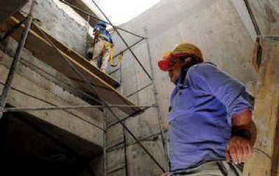 Pese al parate, la construcci�n se resiste a la baja de precios