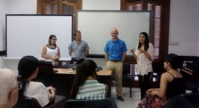 Referentes de Unicef disertaron sobre c�mo deben informar los medios